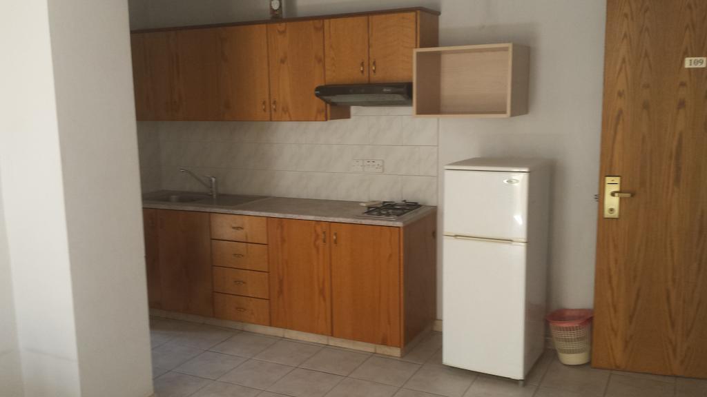Elysso Apartments Larnaca Pokój zdjęcie