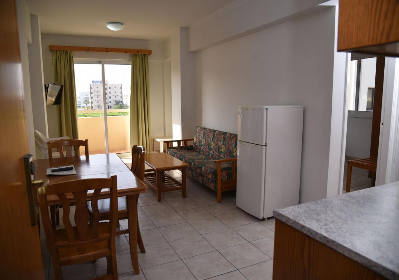 Elysso Apartments Larnaca Zewnętrze zdjęcie