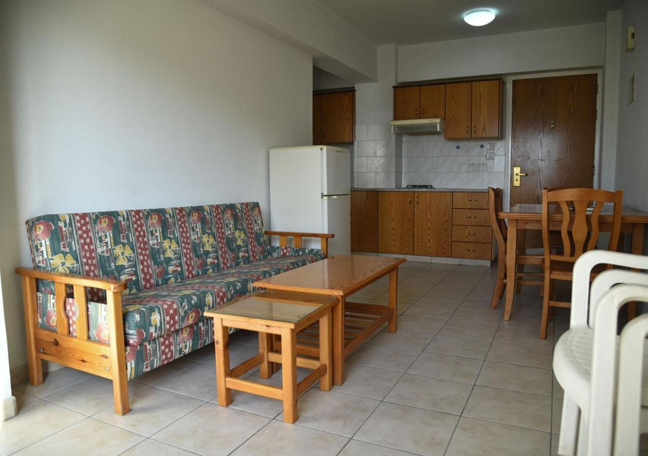 Elysso Apartments Larnaca Zewnętrze zdjęcie