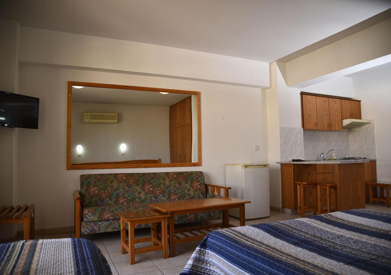 Elysso Apartments Larnaca Zewnętrze zdjęcie